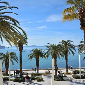 3* Hotell Adriana